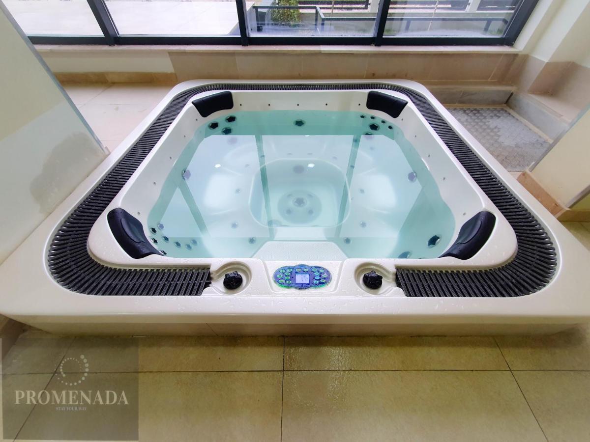 Melisea Aparthotel Pool & Spa Mamaia Nord 那沃达利 外观 照片
