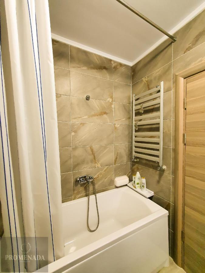 Melisea Aparthotel Pool & Spa Mamaia Nord 那沃达利 外观 照片