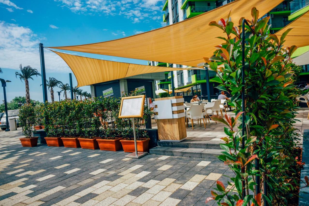 Melisea Aparthotel Pool & Spa Mamaia Nord 那沃达利 外观 照片