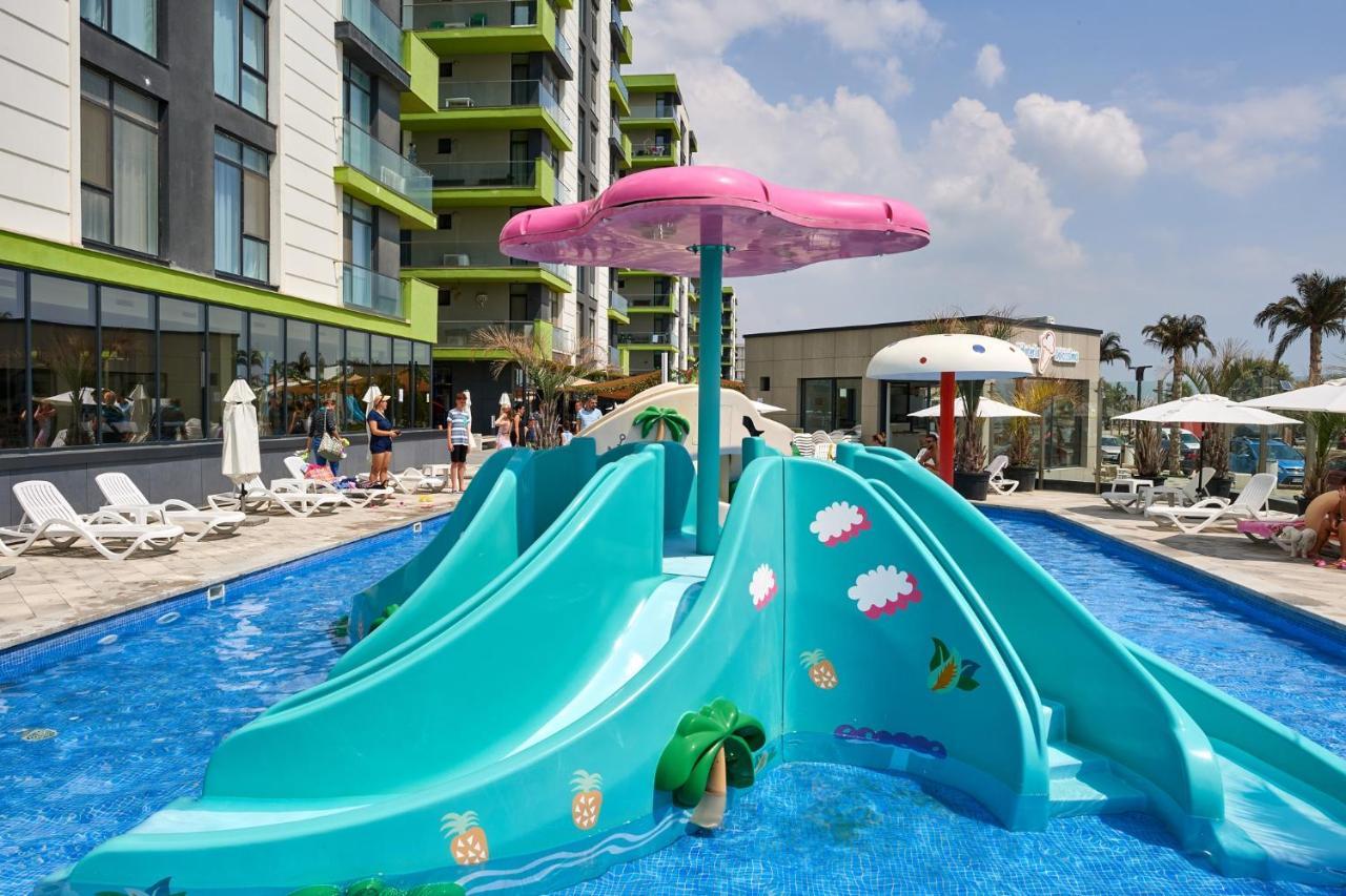 Melisea Aparthotel Pool & Spa Mamaia Nord 那沃达利 外观 照片